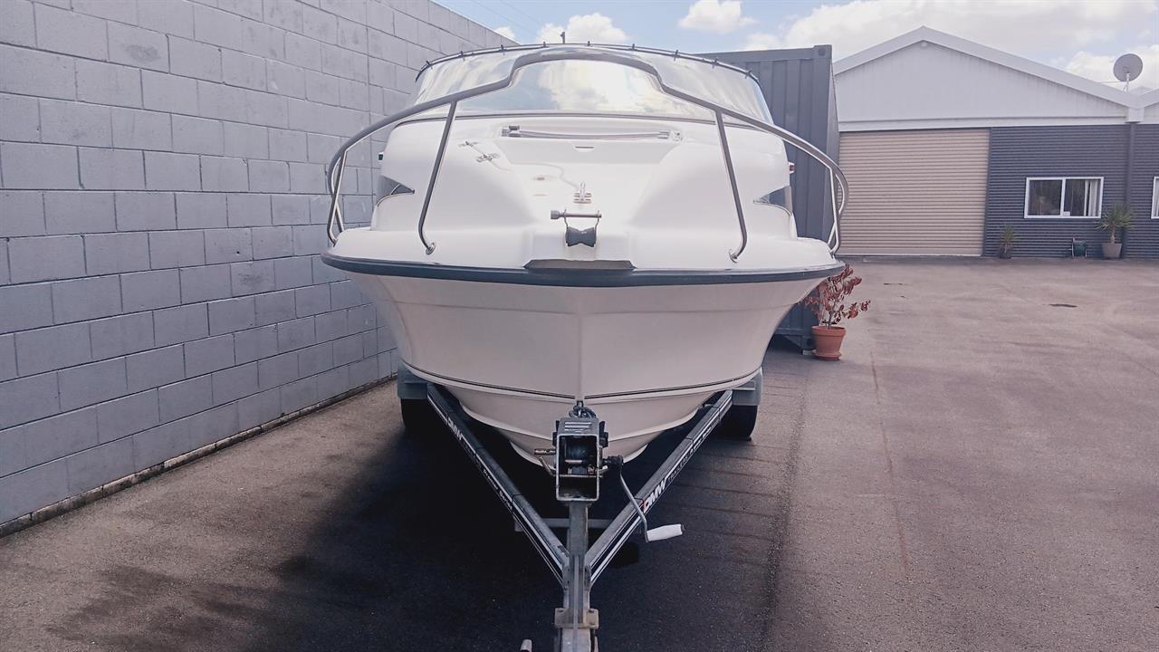 2004 Buccaneer 525 Billfisher